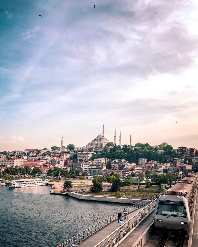 Yabancı Yatırımcılar için Türk Pasaportuna Sahip Olmanın Avantajları Neler?