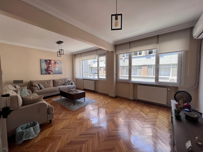 3 Bedroom flat for sale close to American Hospital in Şişli