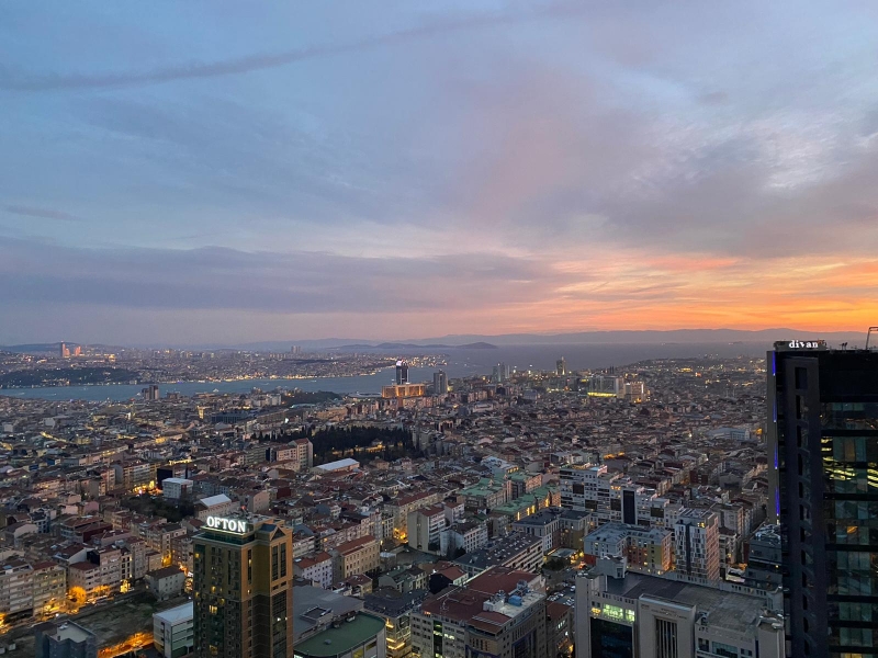 Şişli Bomonti'de taşınmaya hazır, 4-5 odalı rezidans dairesi satılık